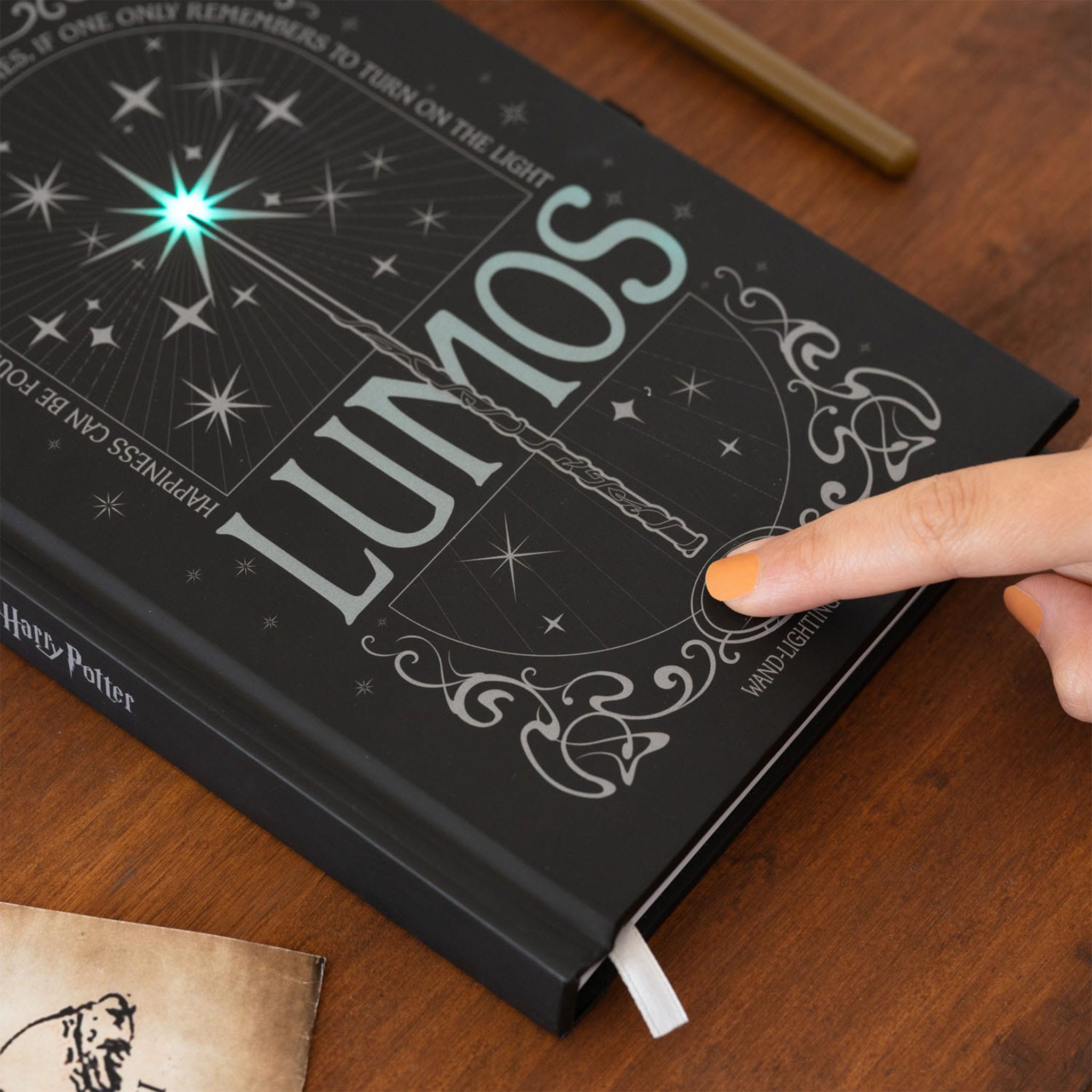 Harry Potter Lumos - Premium Notizbuch A5 mit Licht
