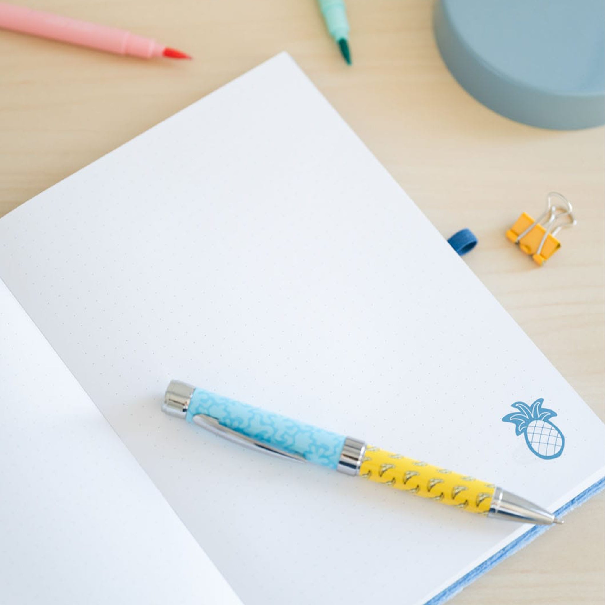 Stitch - Premium Plüsch Notizbuch A5 mit Stift